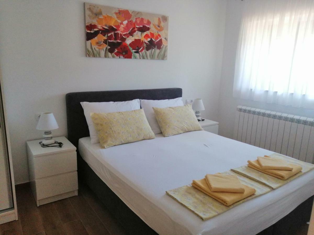 Apartments M&B Sveti Juraj Extérieur photo